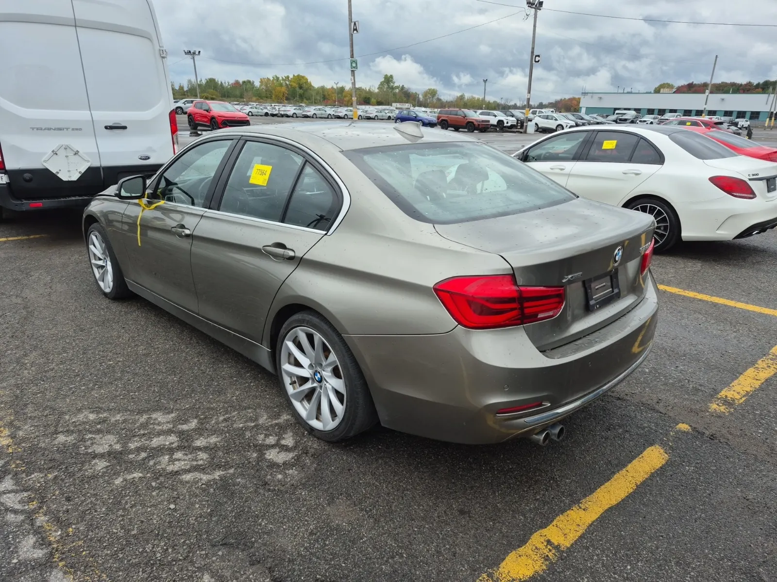 Driver Rear 3/4 Photo