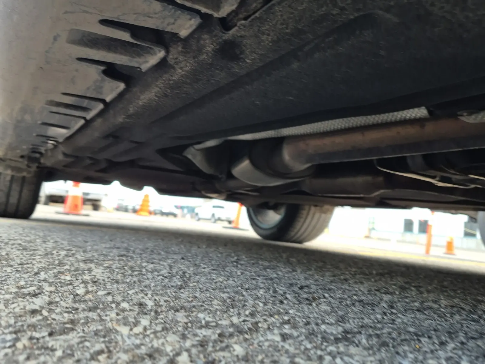 Undercarriage - Passenger Photo