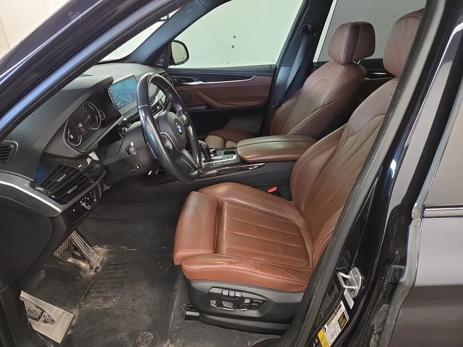 Front Interior Photo