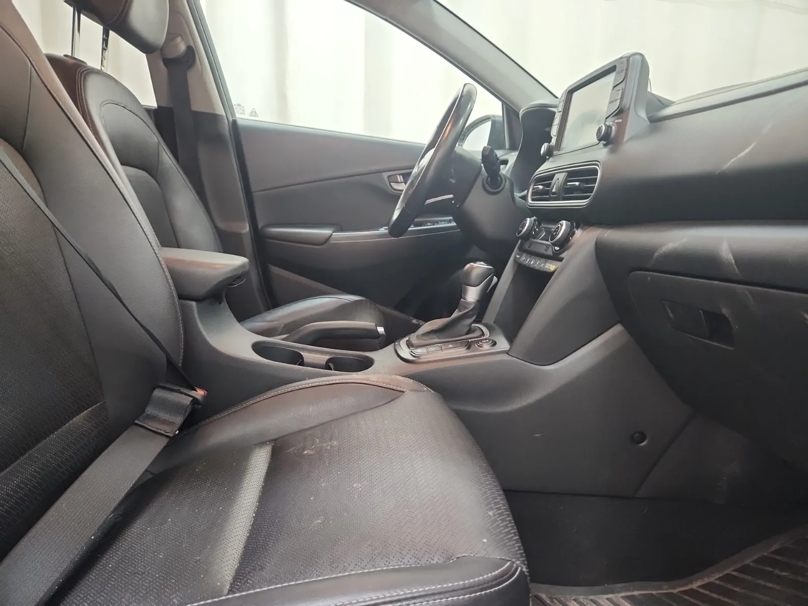 Right Side Interior Photo
