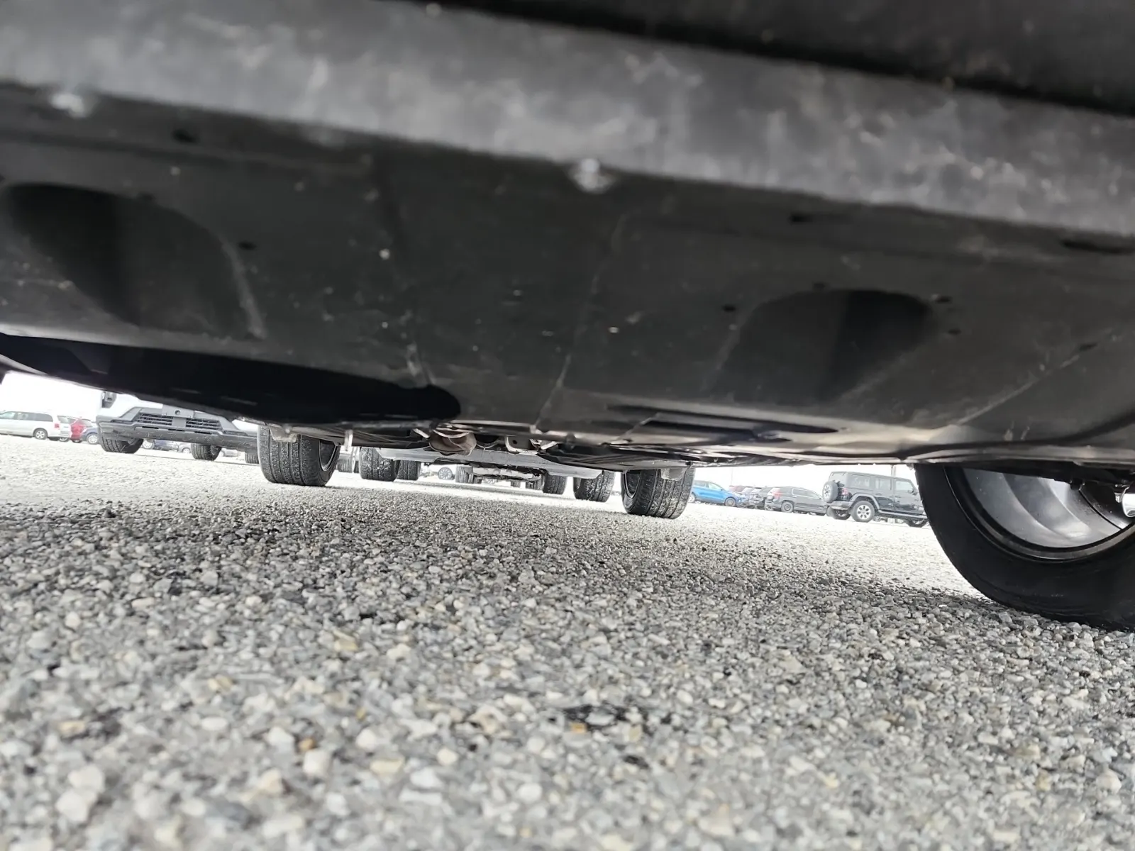 Undercarriage - Front Photo