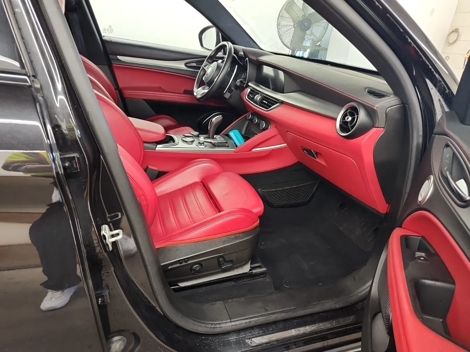 Right Side Interior Photo