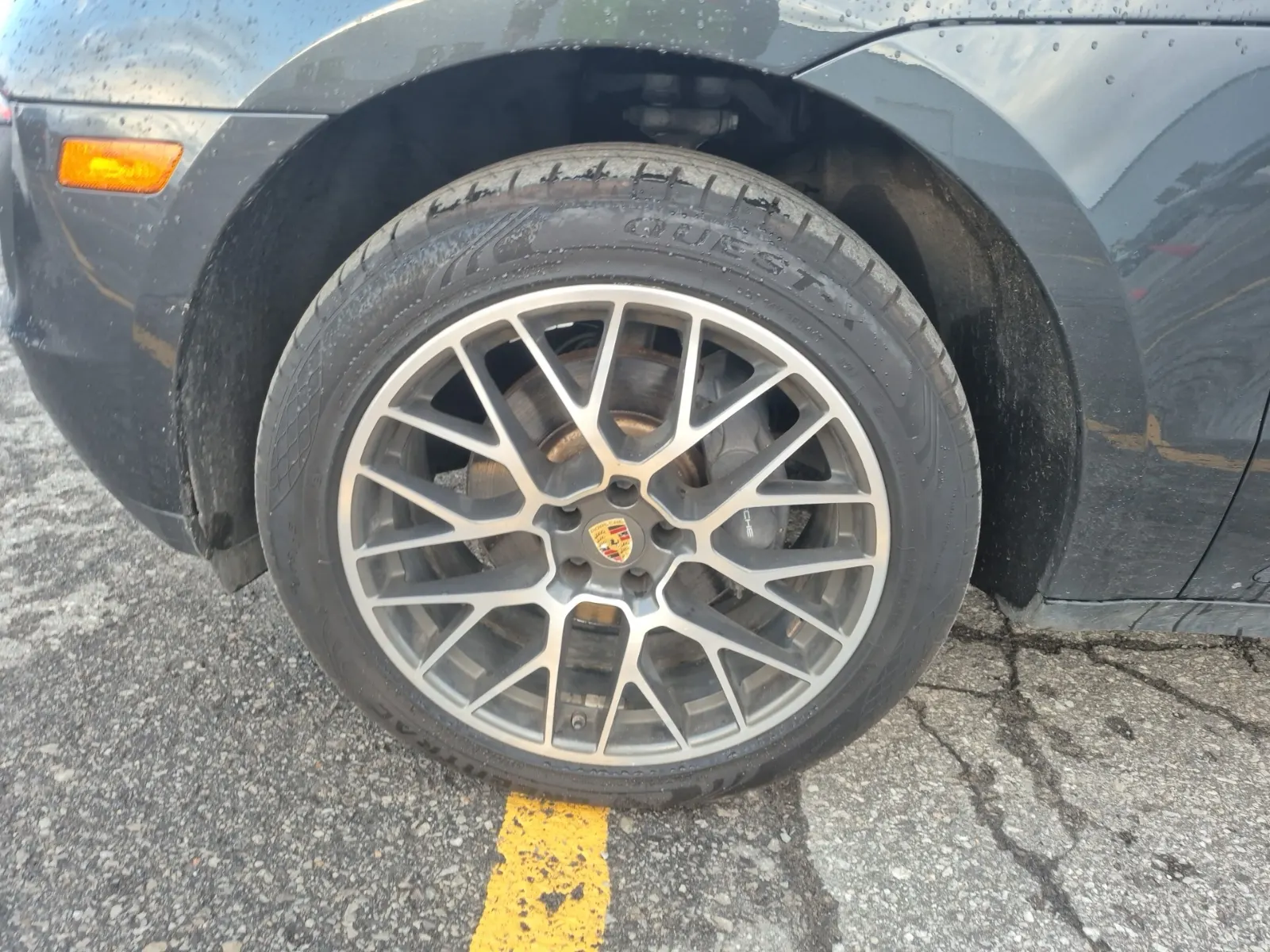 Front driver wheel/tire photo