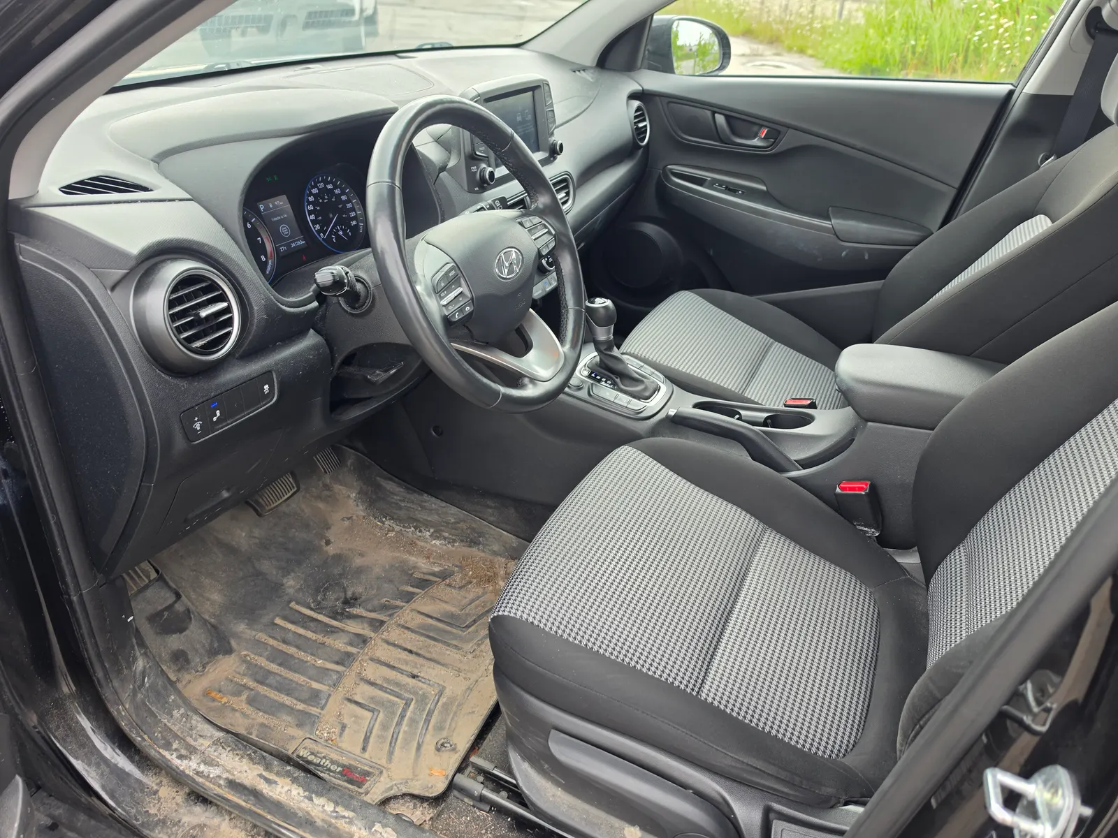Interior driver side