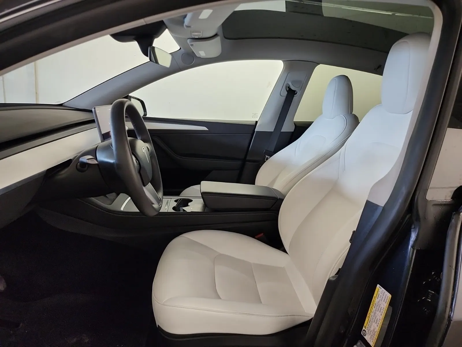 Front Interior Photo