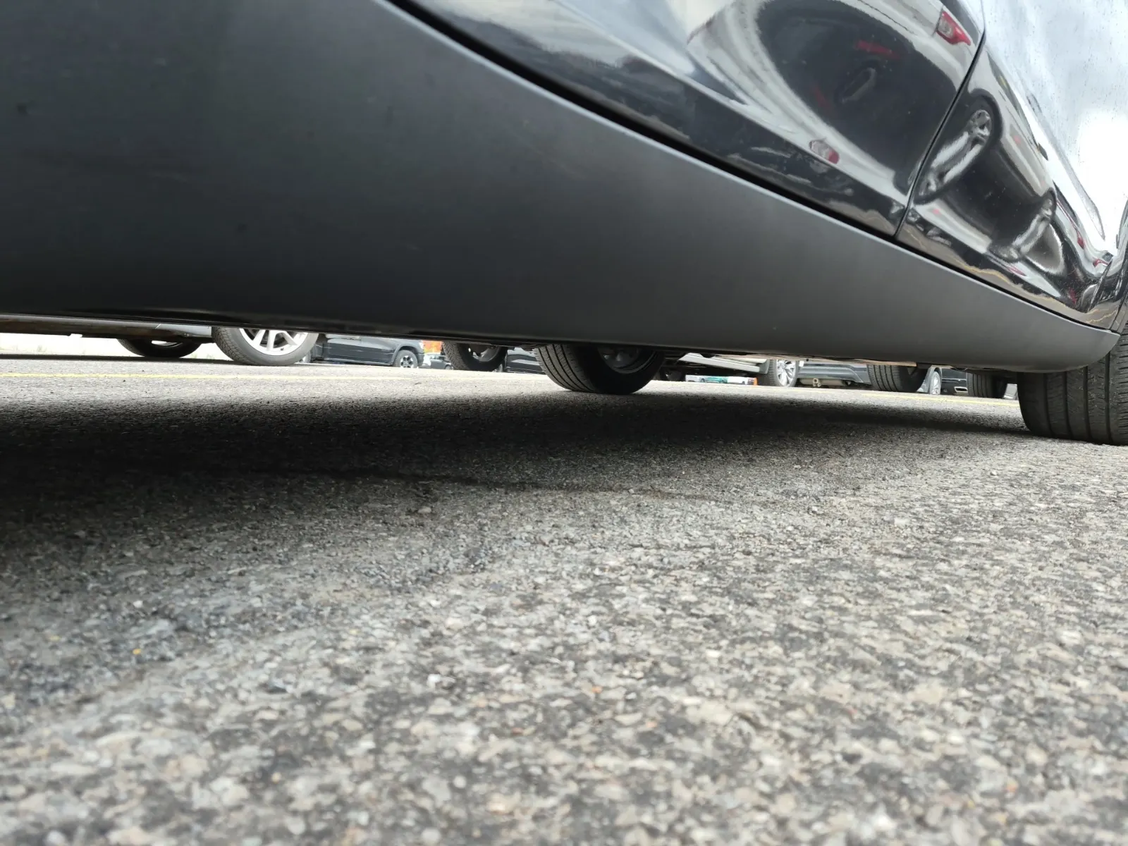 Undercarriage - Passenger Photo