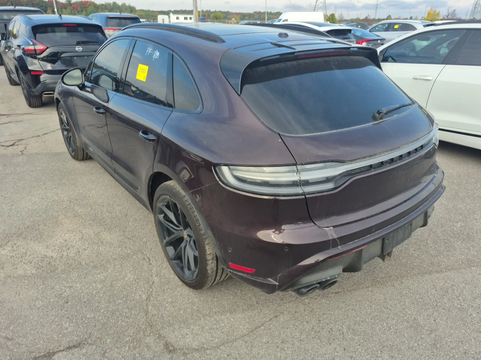 Driver Rear 3/4 Photo