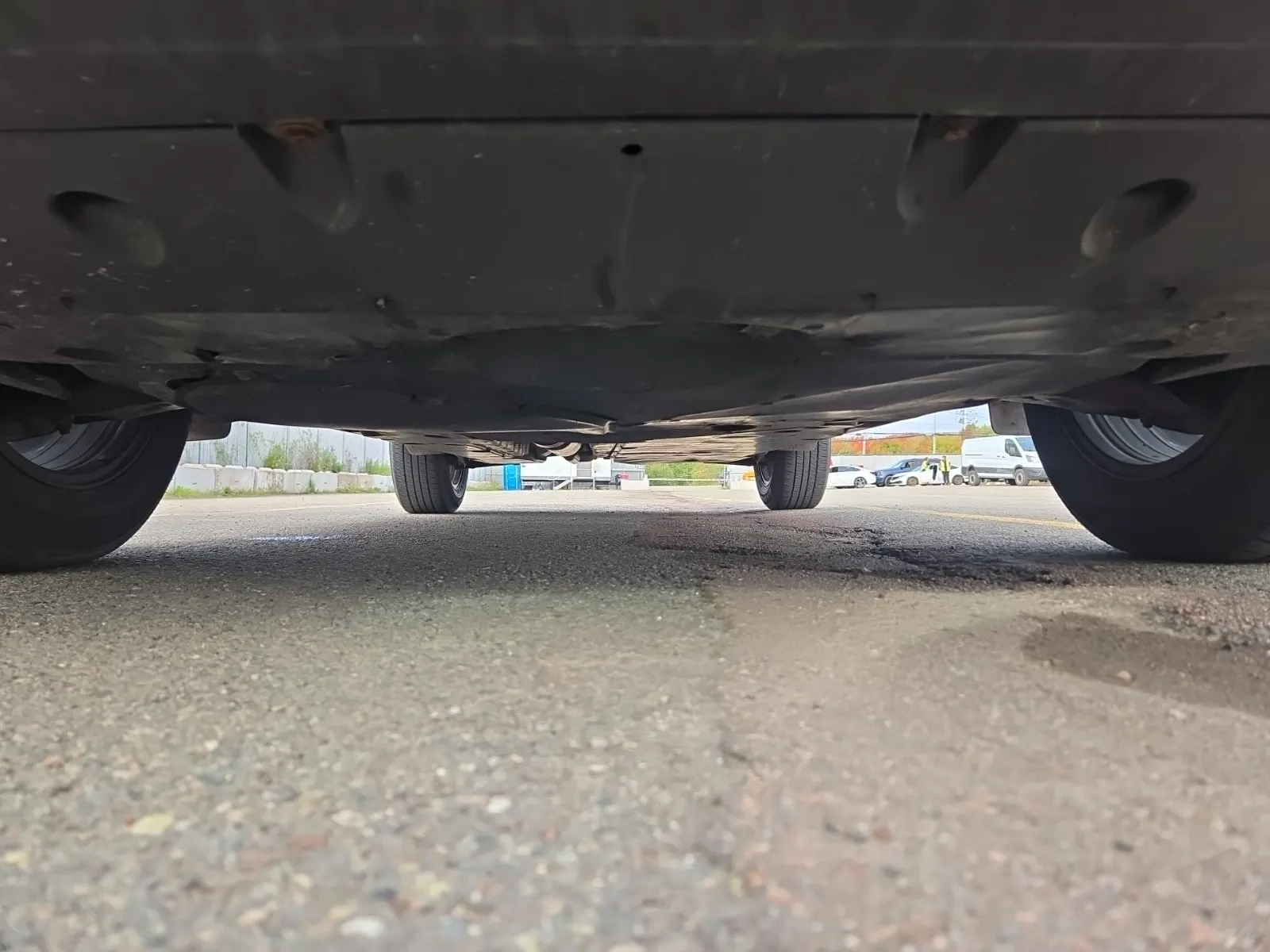 Undercarriage - Front Photo