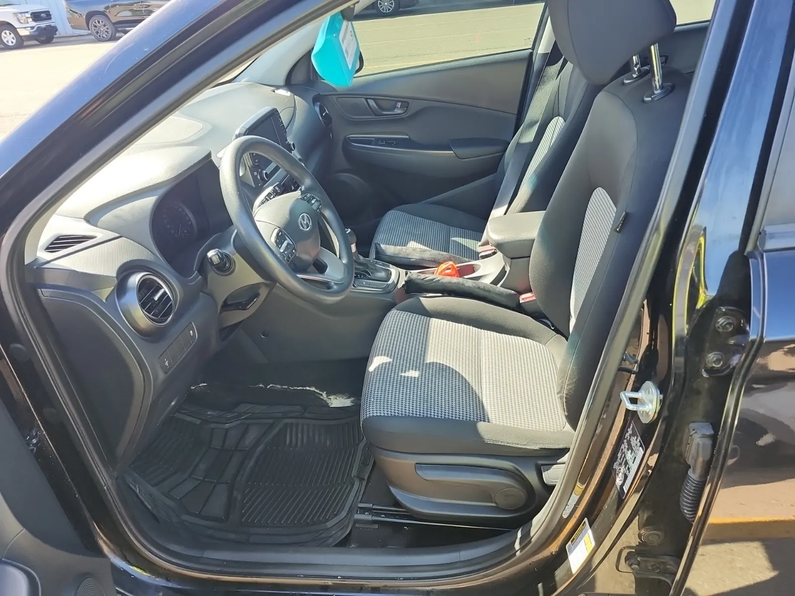Front Interior Photo