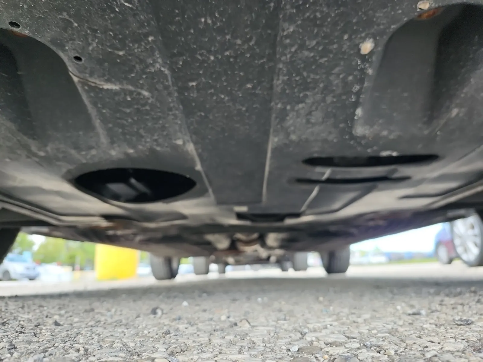 Undercarriage - Front Photo