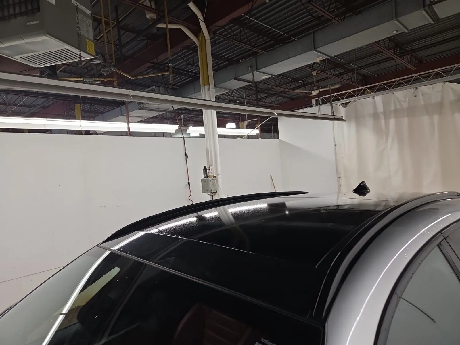 Exterior Roof Photo