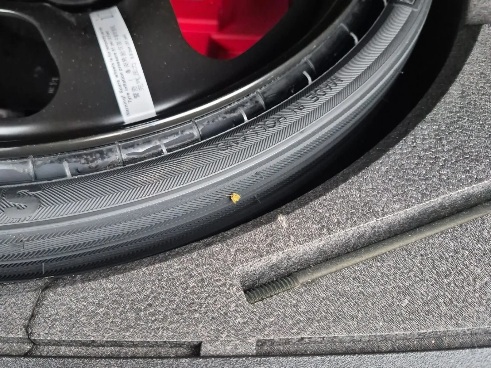 Spare Tire & Wheel Photo