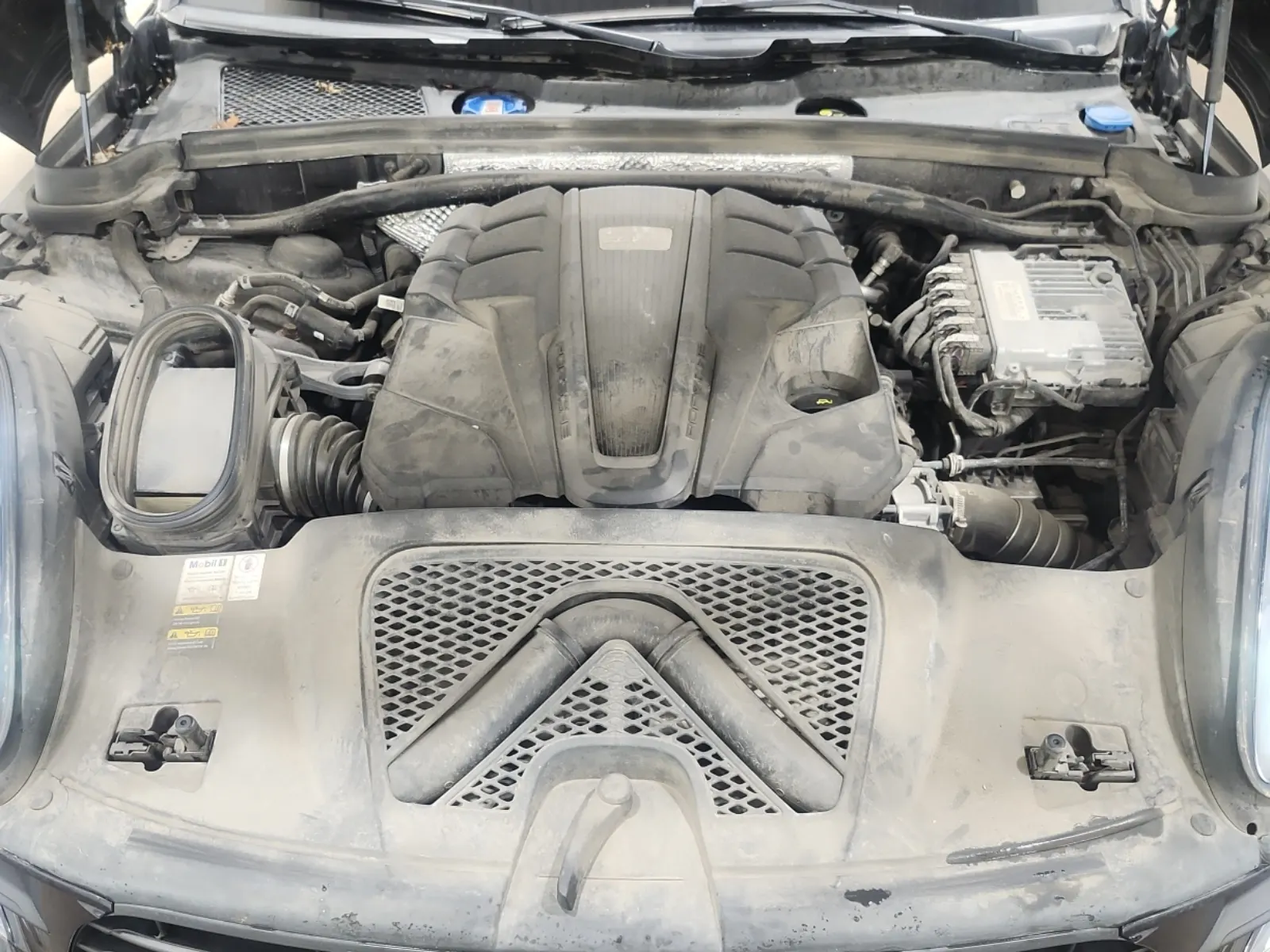 Engine Photo