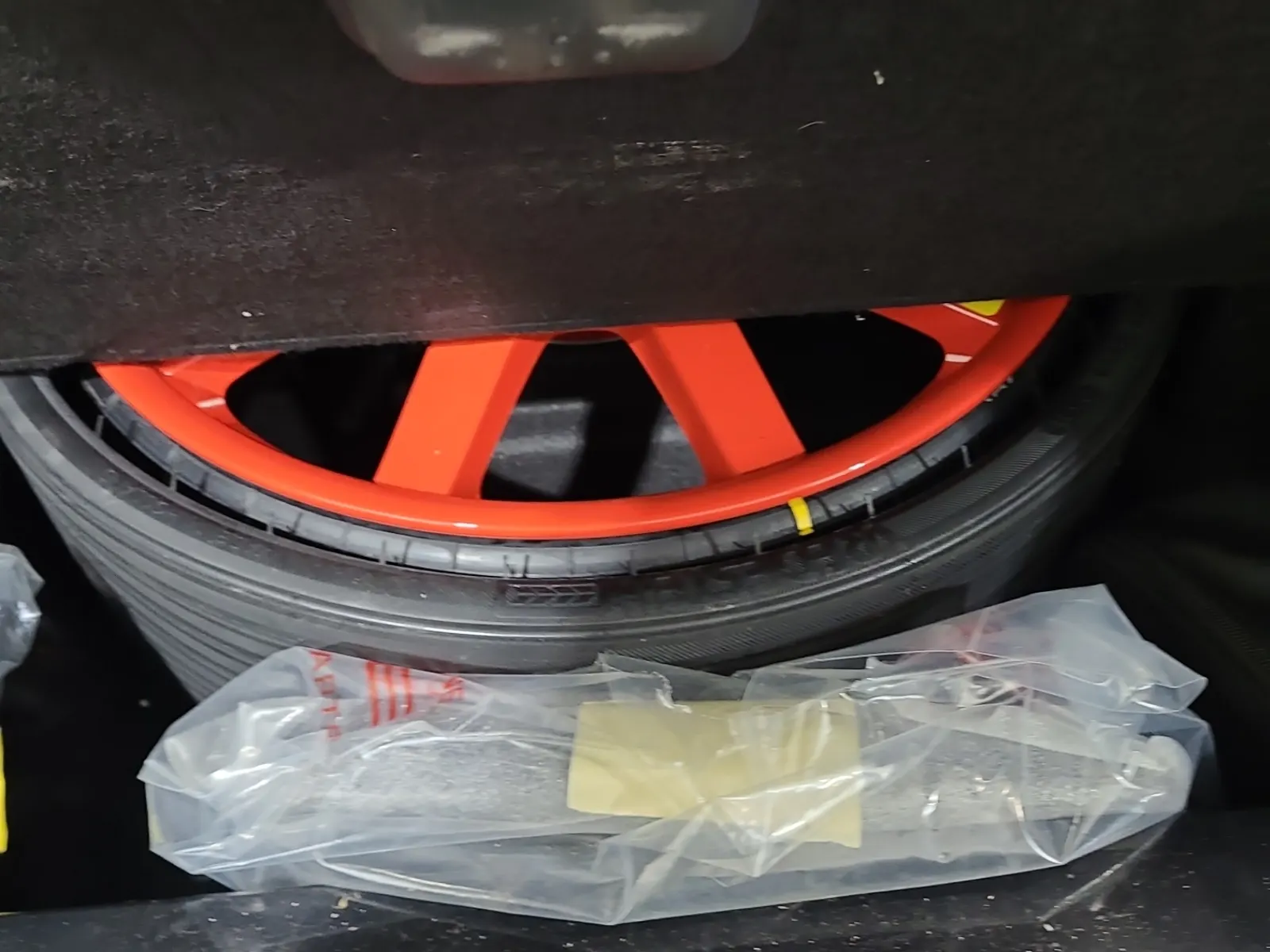 Spare Tire & Wheel Photo