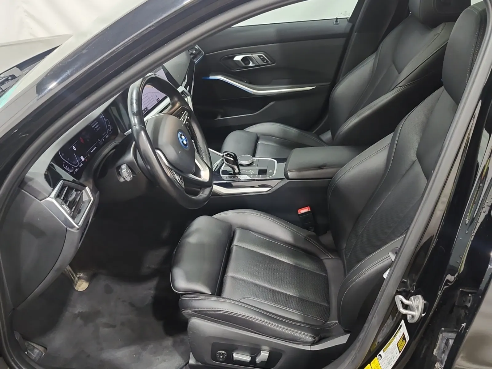 Front Interior Photo