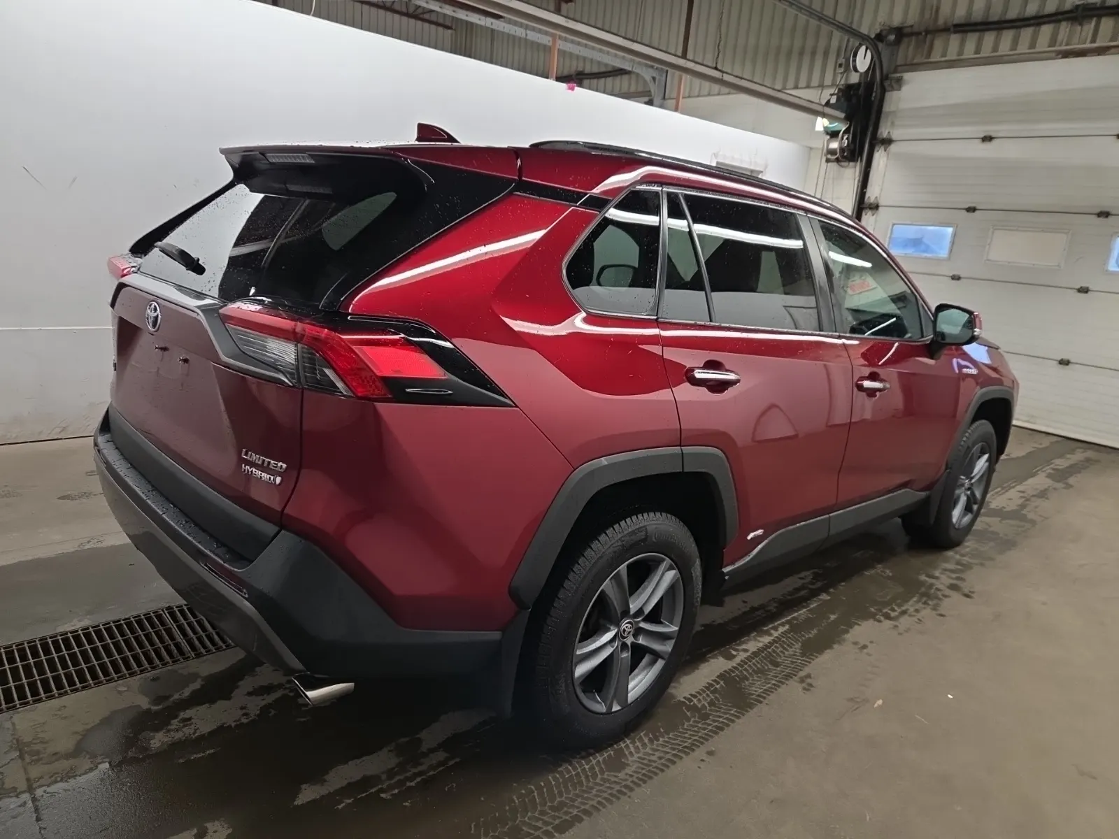 Passenger Rear 3/4 Photo
