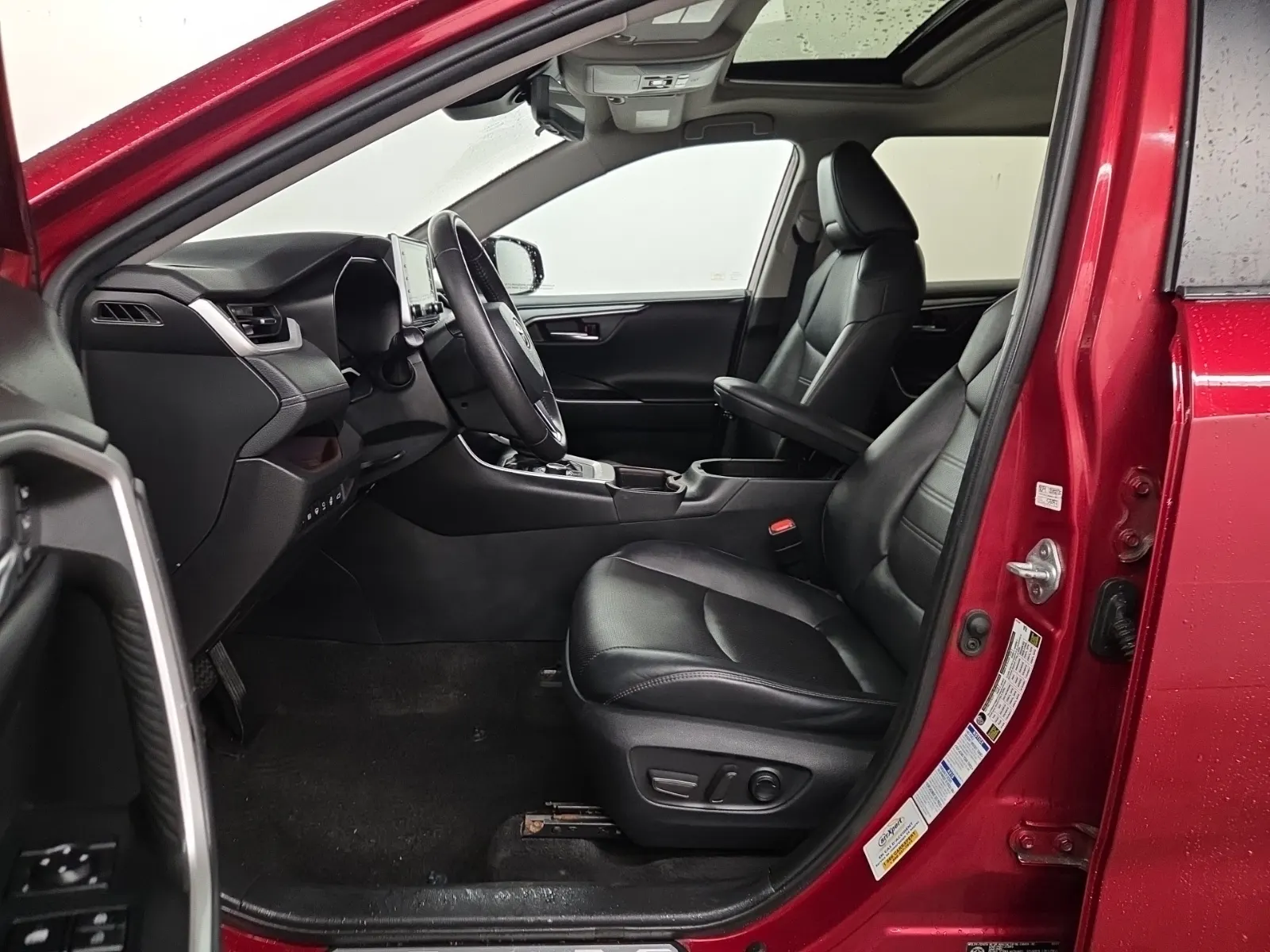 Front Interior Photo
