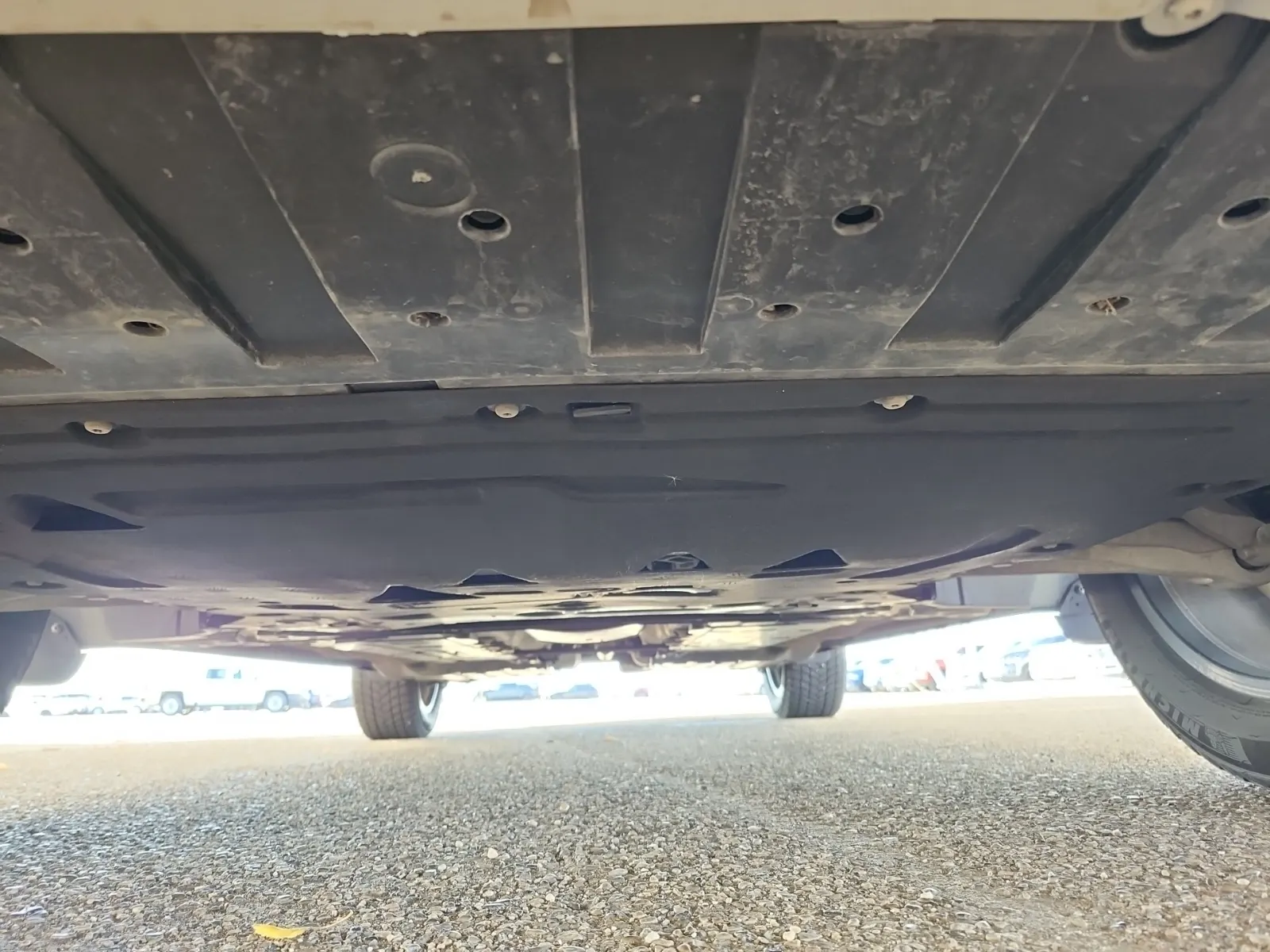 Undercarriage - Front Photo