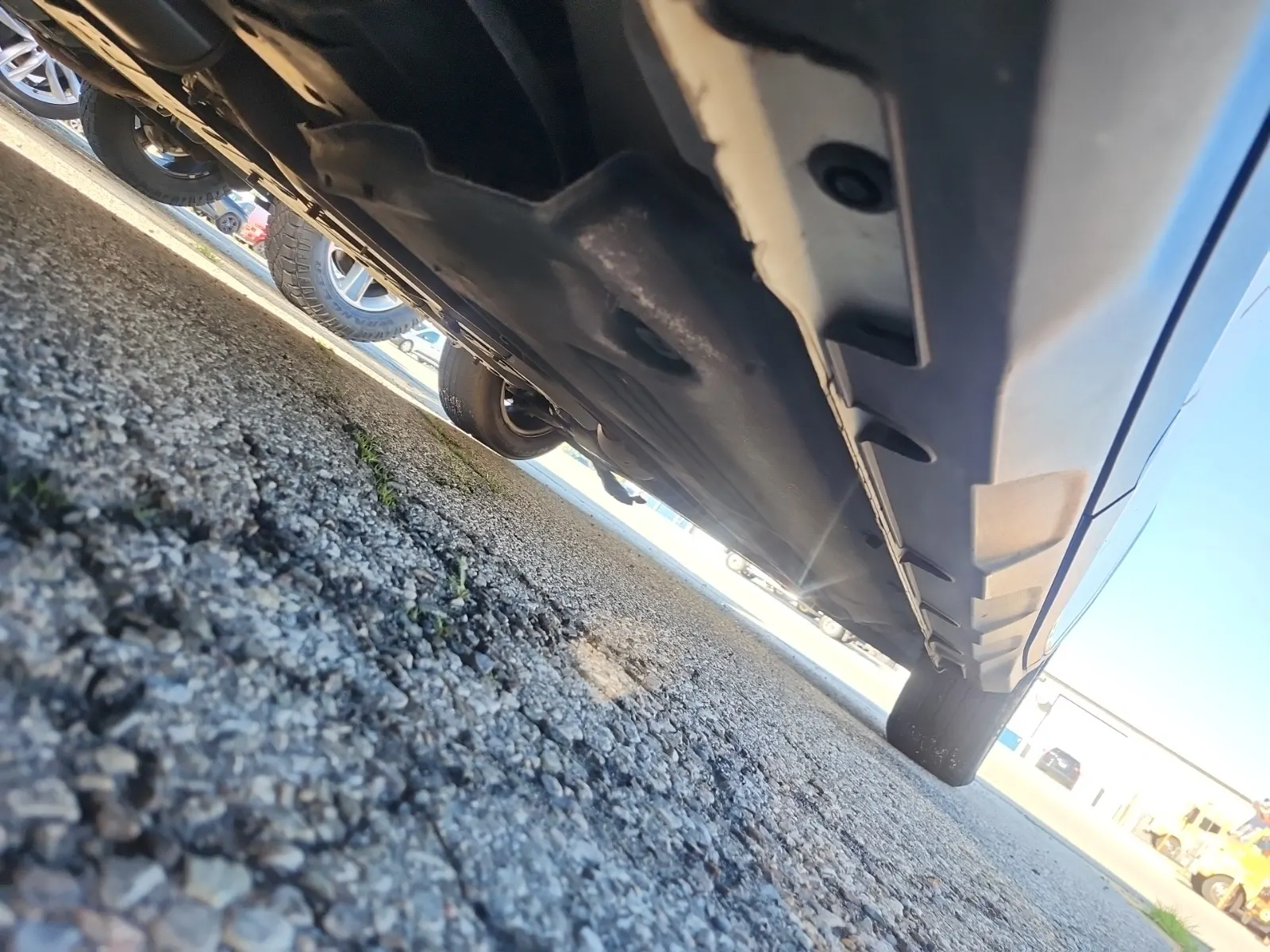 Undercarriage - Passenger Photo