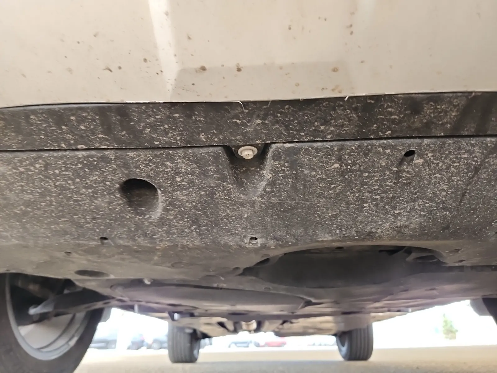 Undercarriage - Front Photo