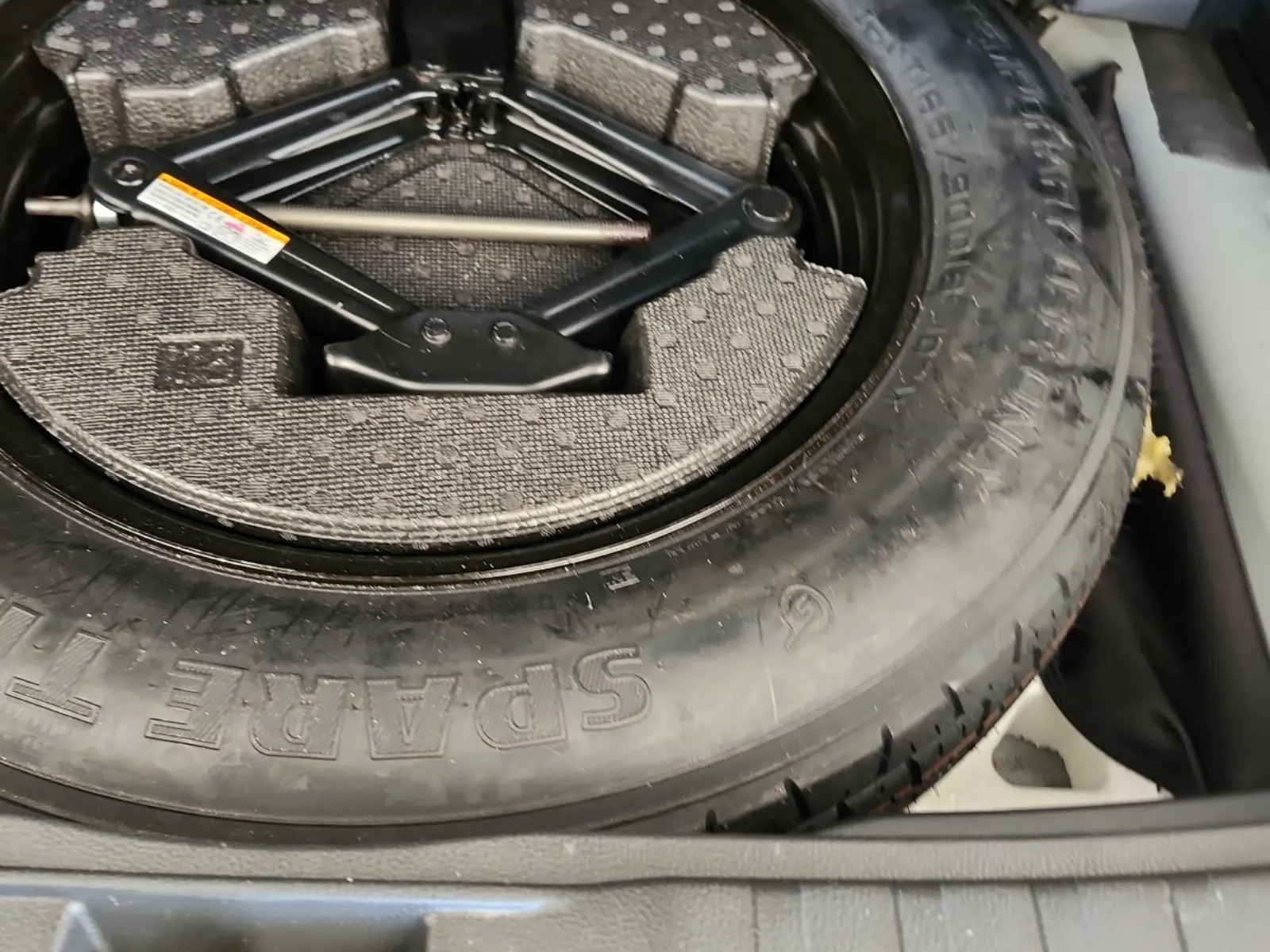 Spare Tire & Wheel Photo