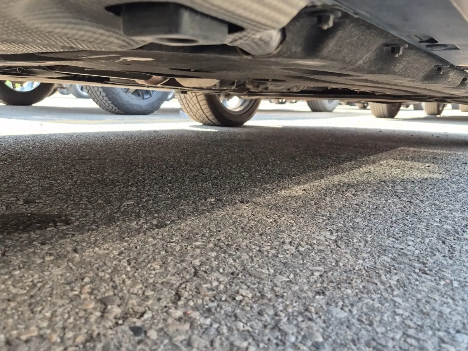 Undercarriage - Passenger Photo