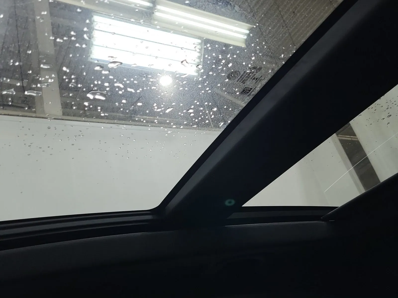 Interior Roof Photo