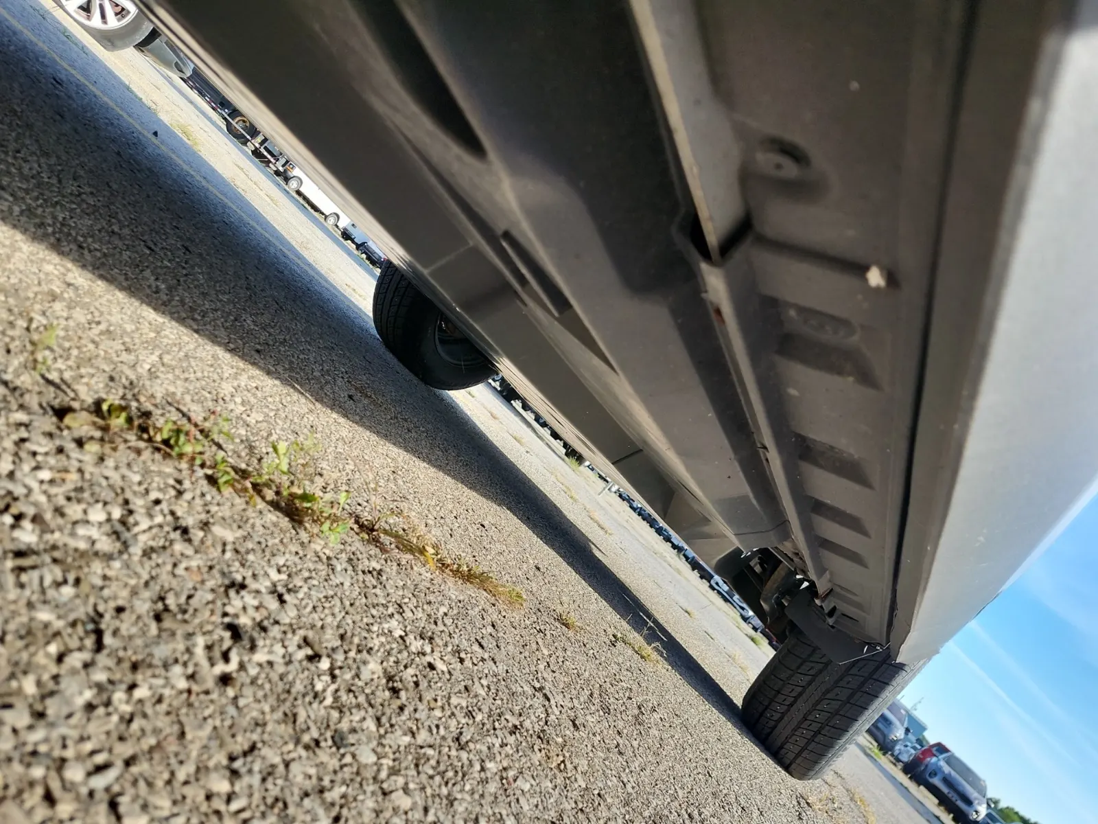 Undercarriage - Driver Photo