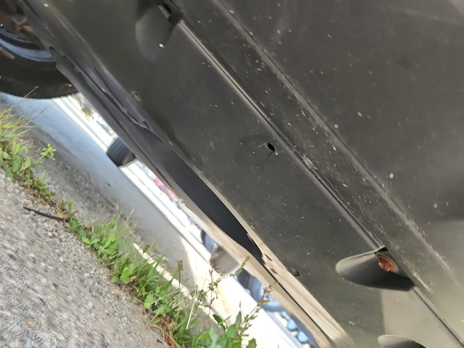 Undercarriage - Front Photo