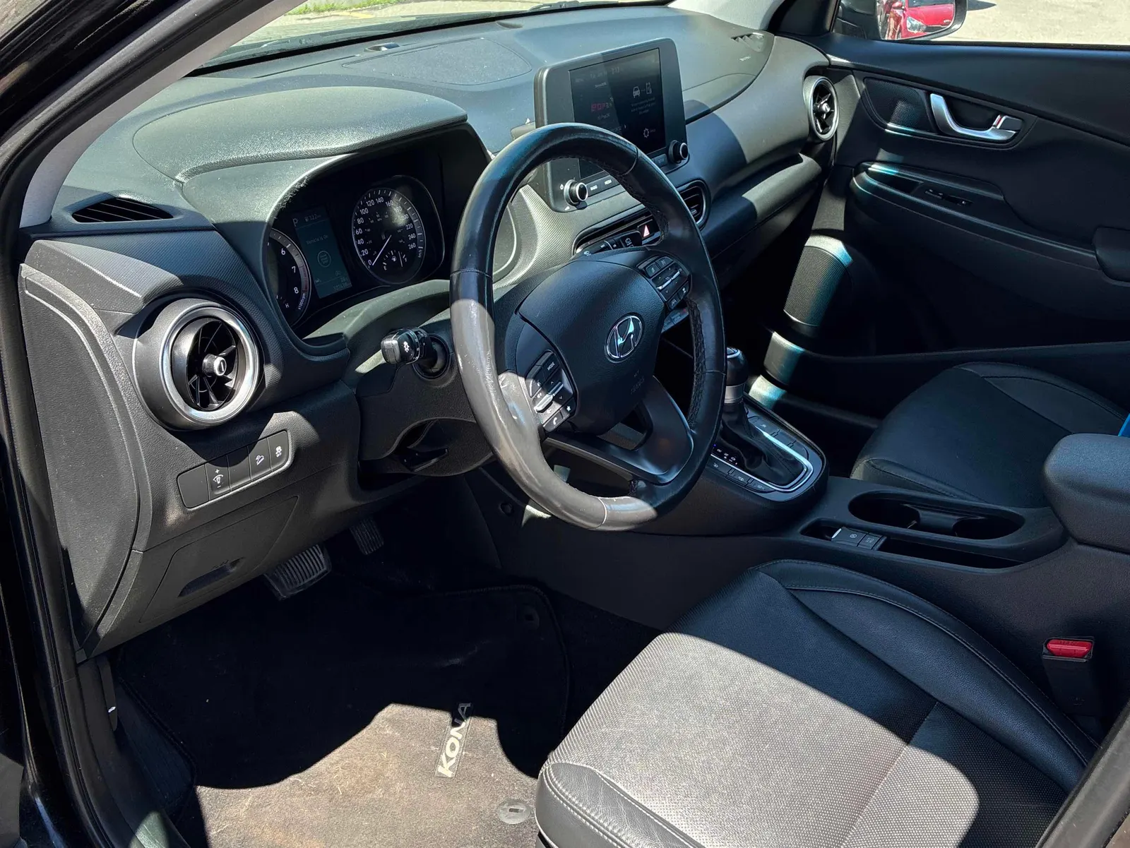 Interior driver side