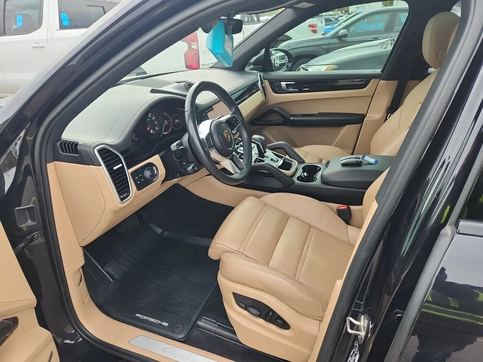 Front Interior Photo