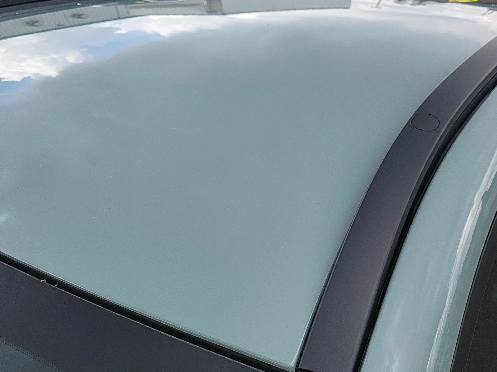 Exterior Roof Photo