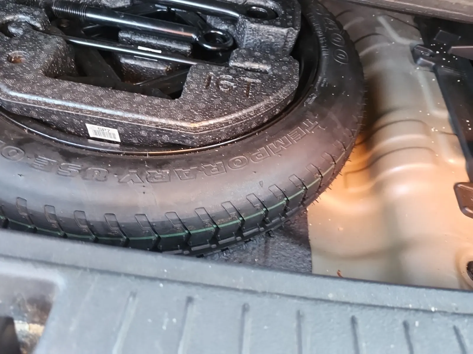 Spare Tire & Wheel Photo