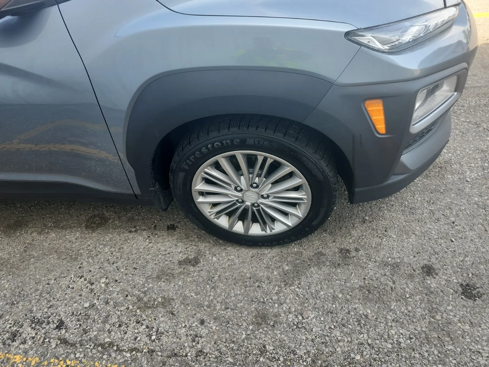 Right Front Wheel/Tire Photo