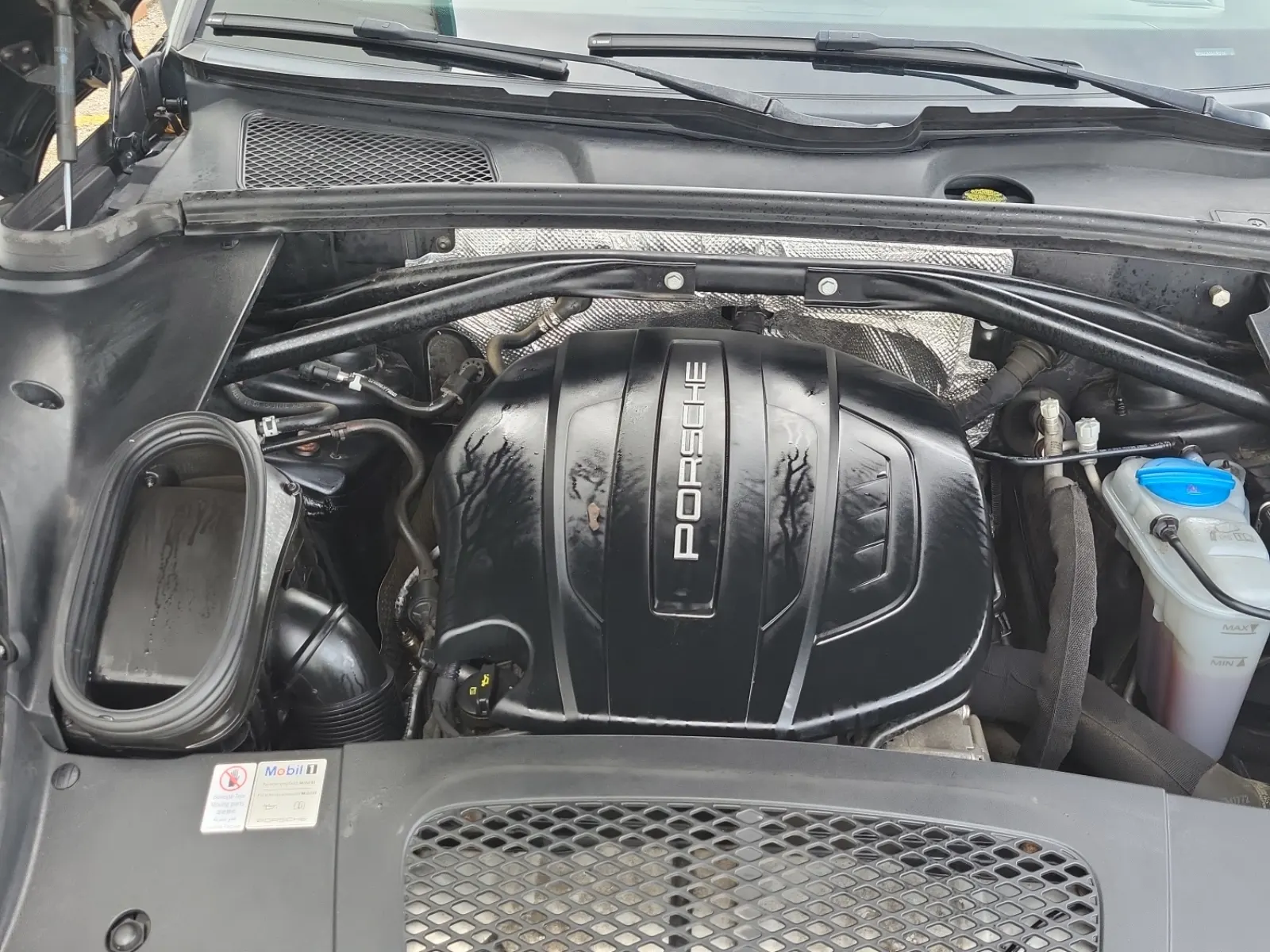 Engine Photo