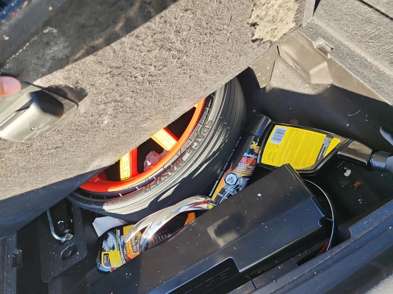 Spare Tire & Wheel Photo