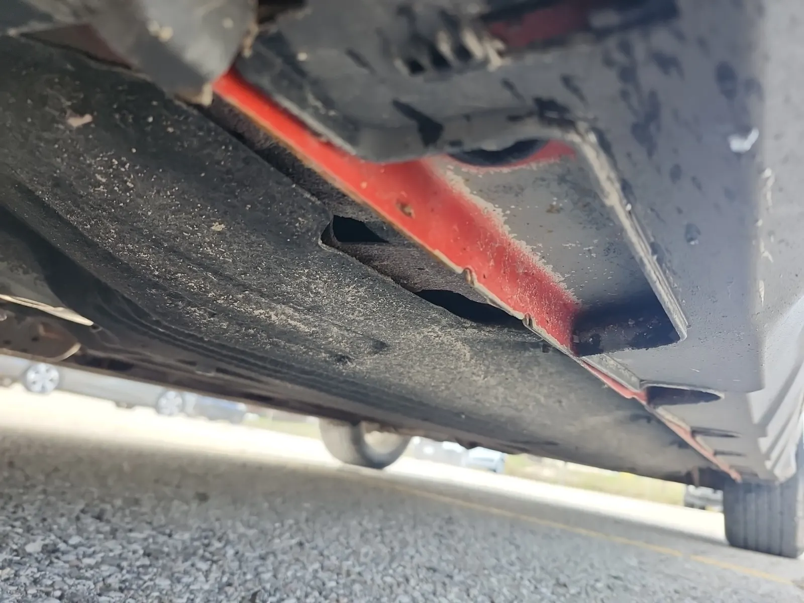 Undercarriage - Driver Photo