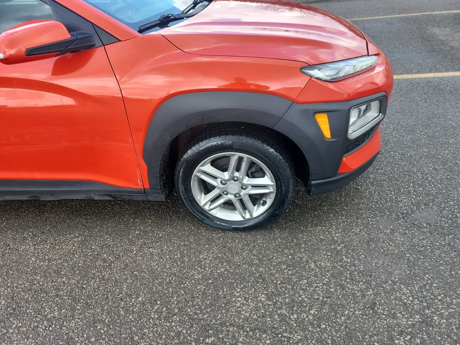 Right Front Wheel/Tire Photo