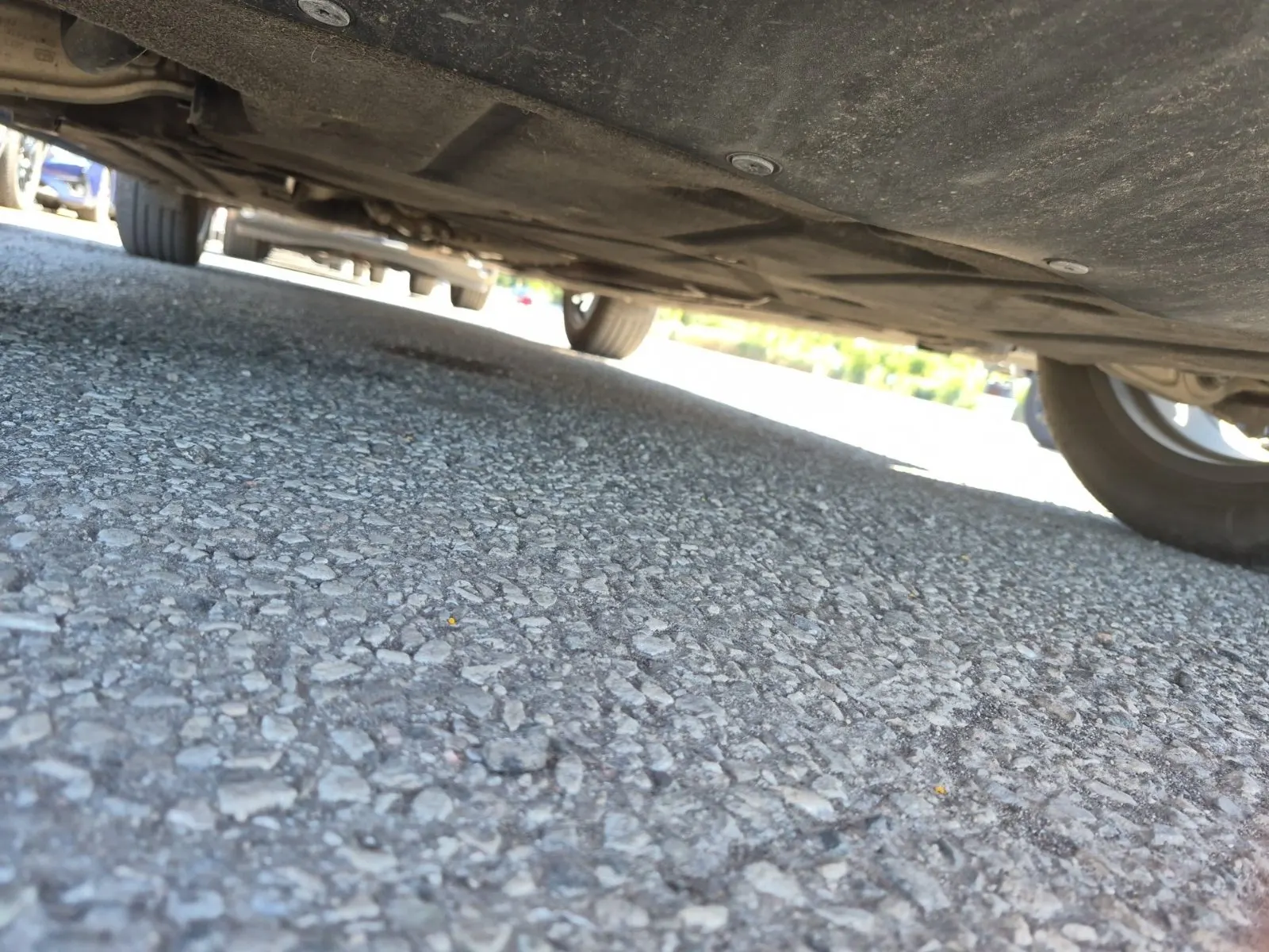 Undercarriage - Front Photo
