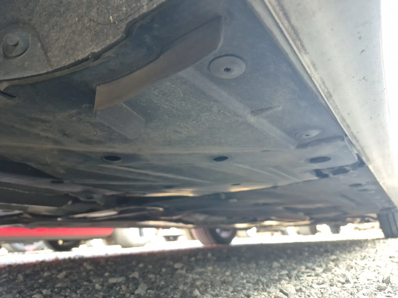 Undercarriage - Passenger Photo