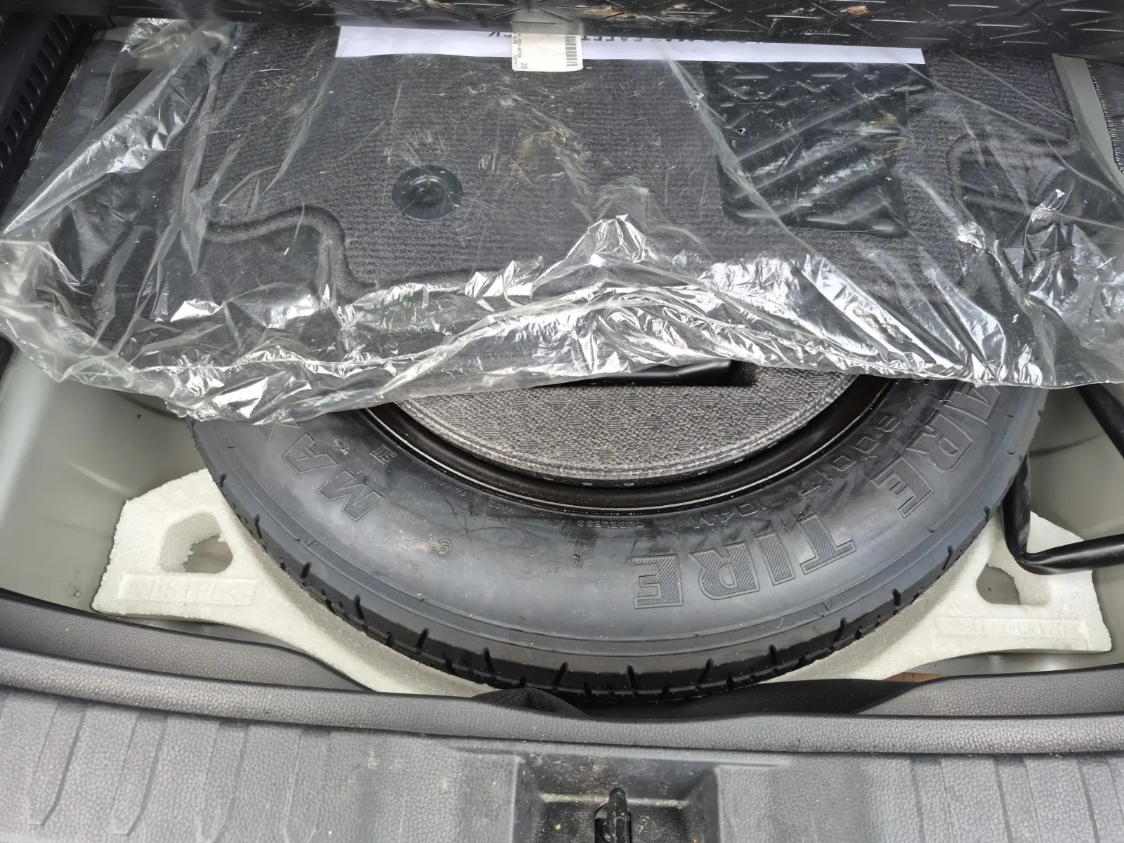 Spare Tire & Wheel Photo