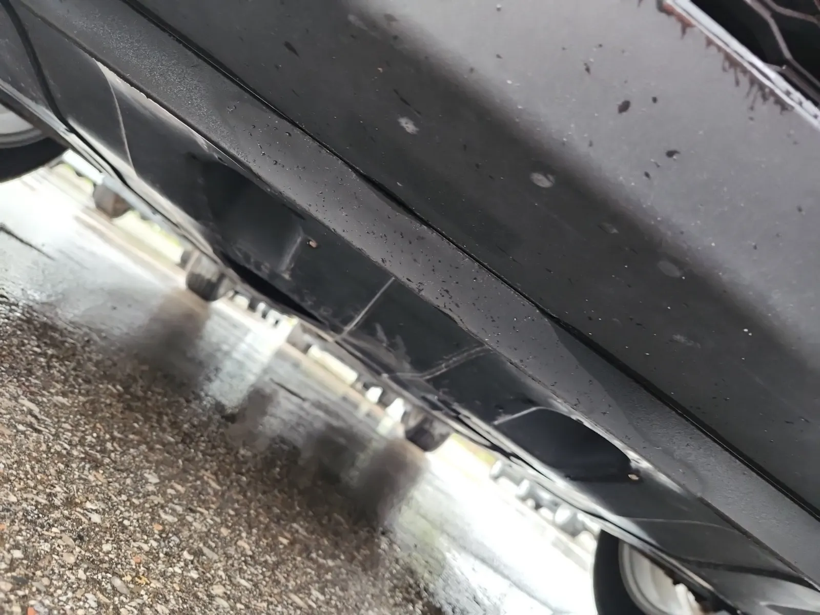 Undercarriage - Front Photo