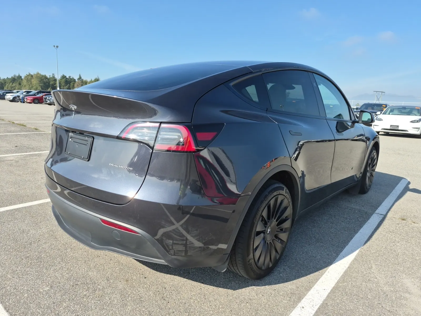 Passenger Rear 3/4 Photo