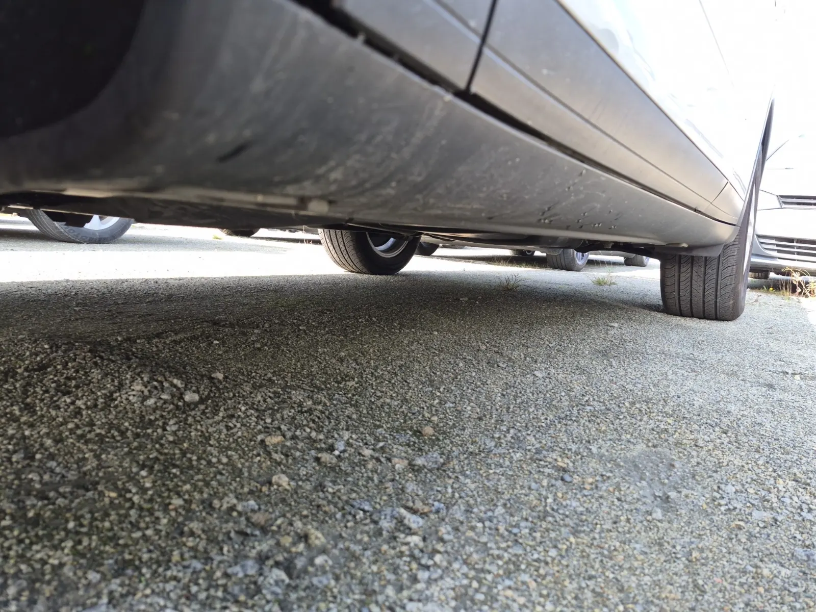 Undercarriage - Driver Photo