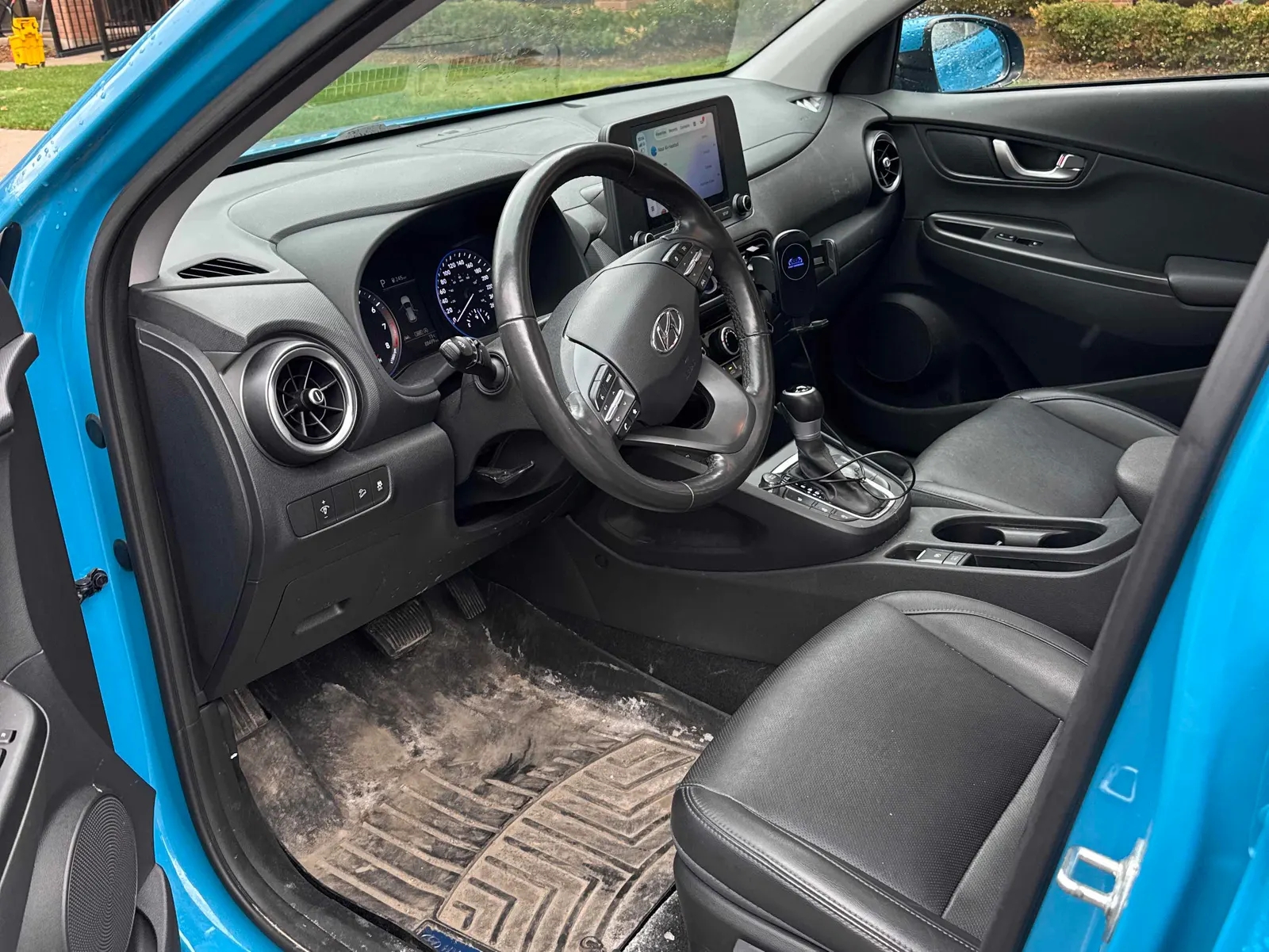 Interior driver side