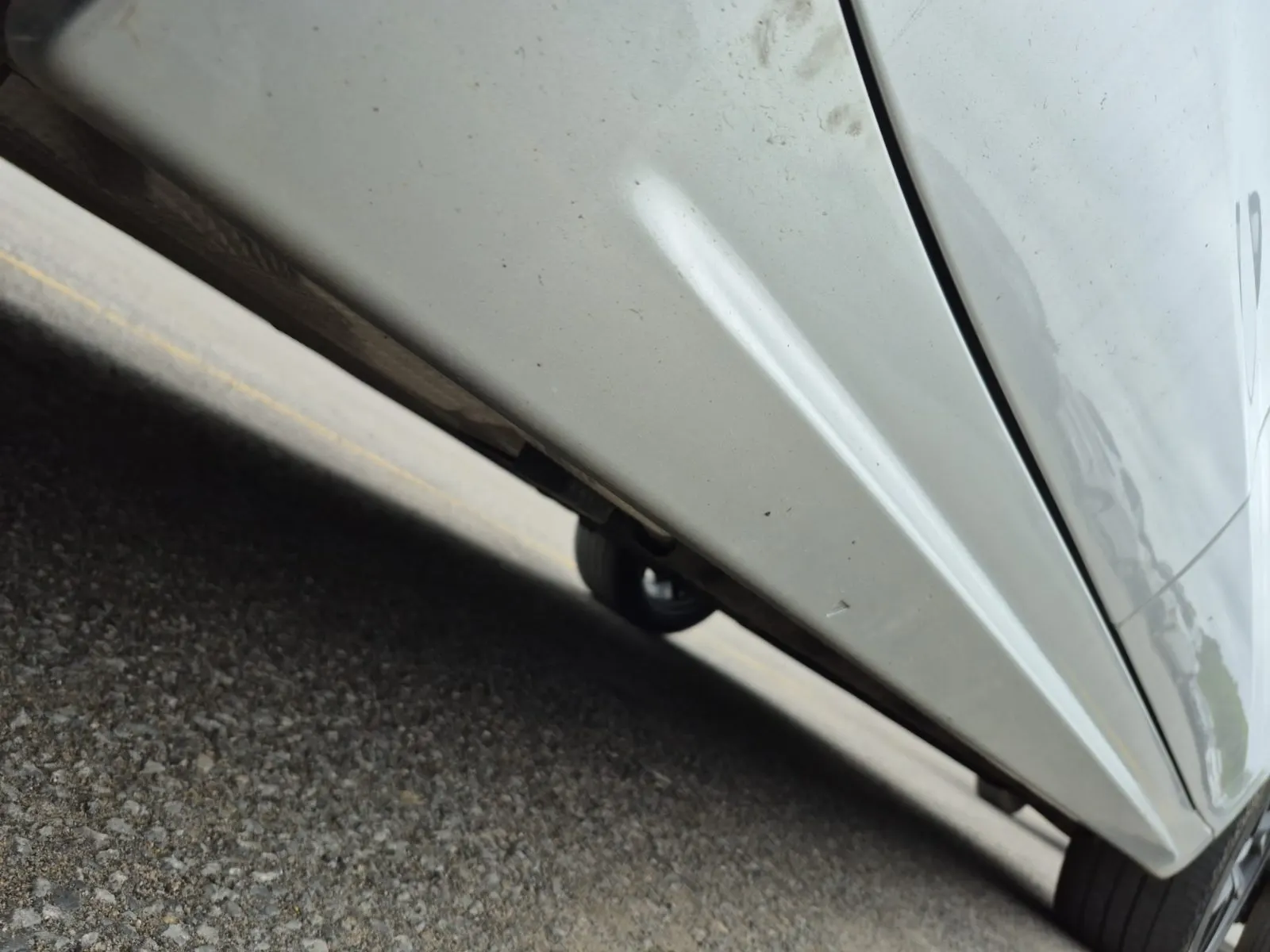 Undercarriage - Passenger Photo