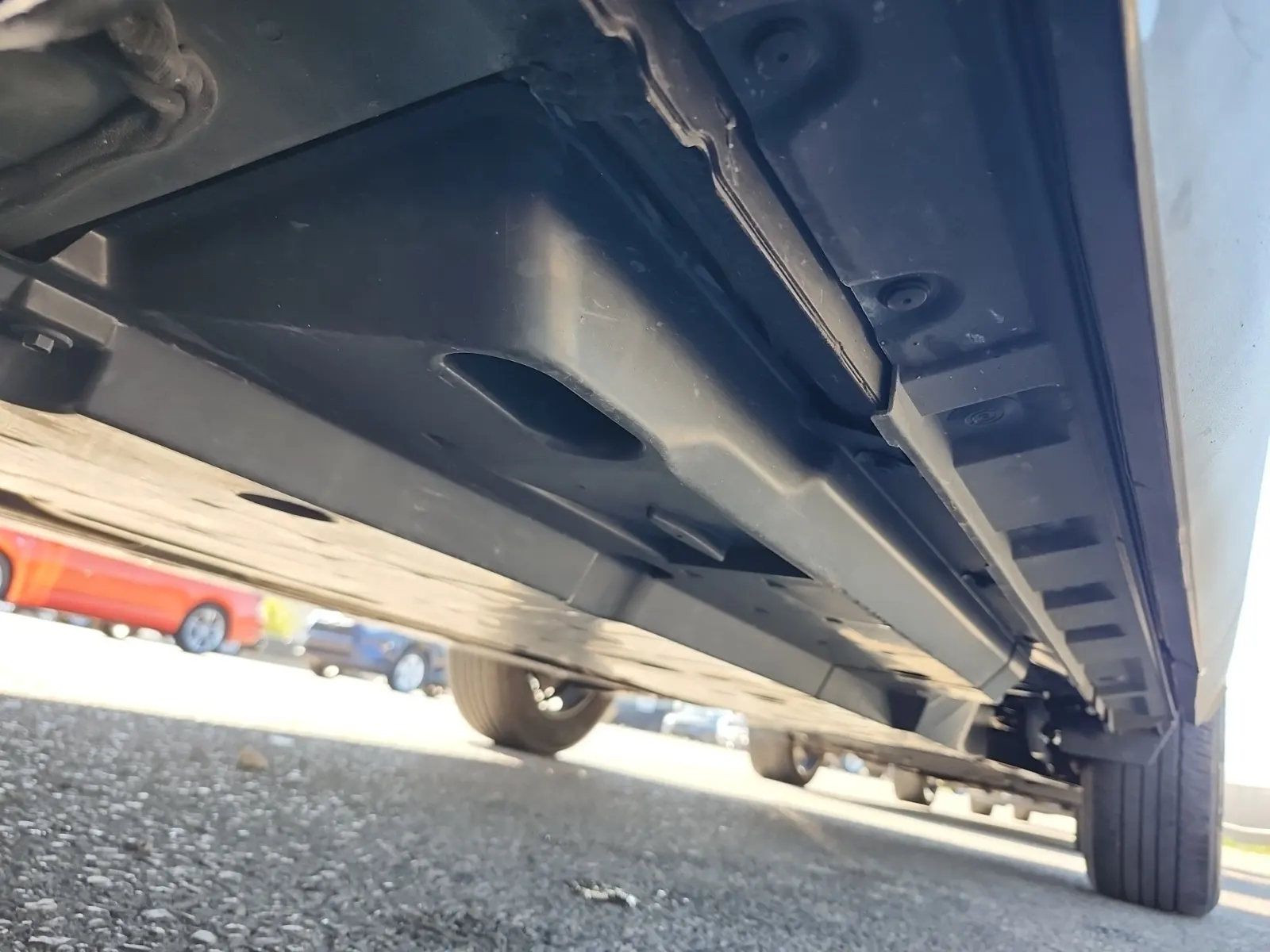 Undercarriage - Driver Photo