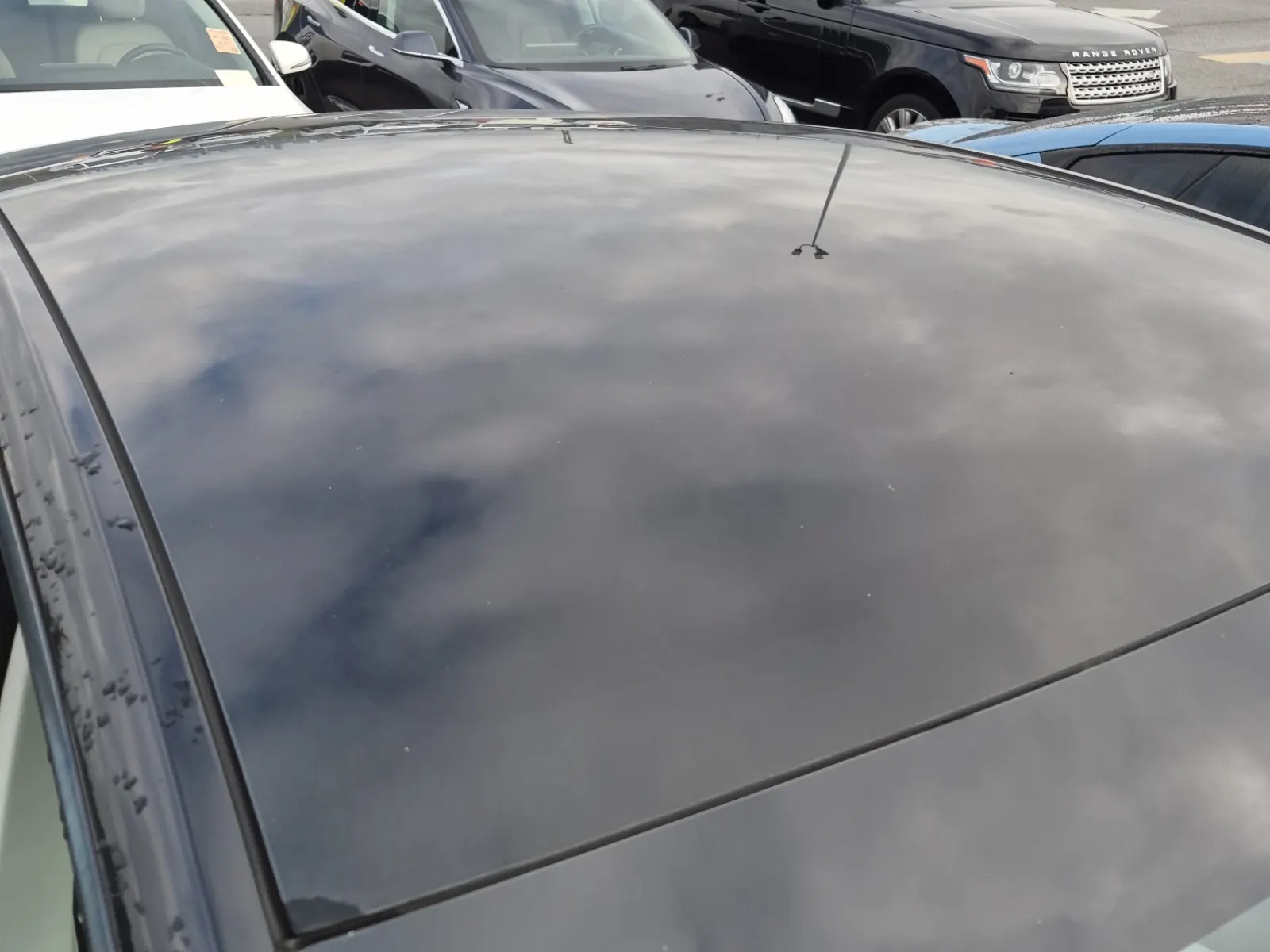 Exterior Roof Photo
