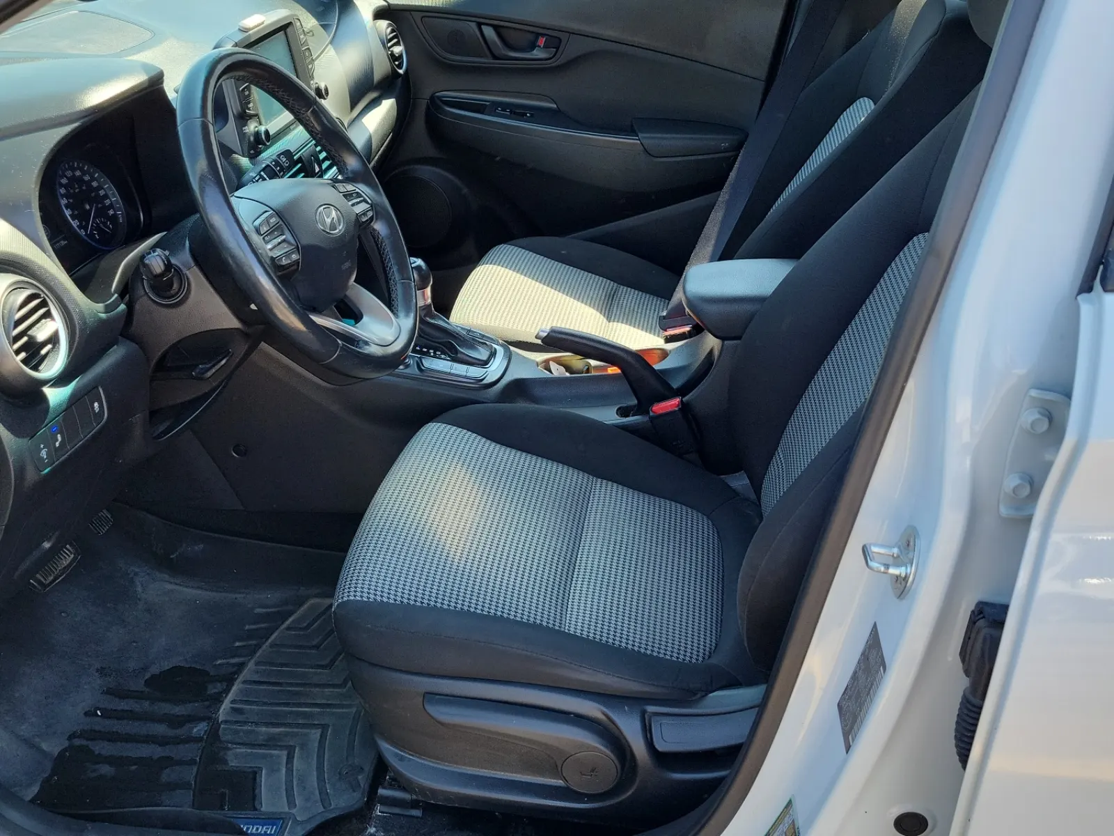 Front Interior Photo