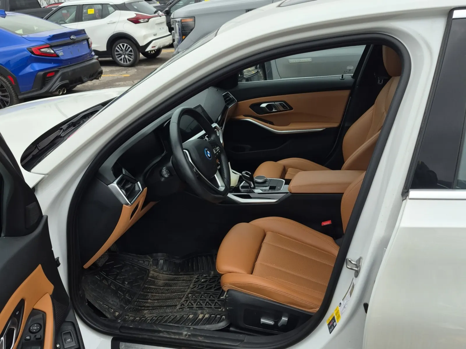 Front Interior Photo